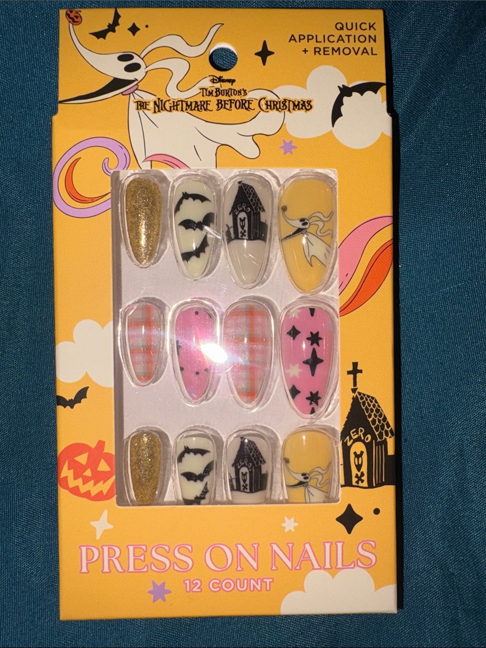 Disney’s Nightmare Before Christmas - Press On Nails (12 Count)